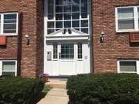 Charles Street Entrance - Rosewood Gardens