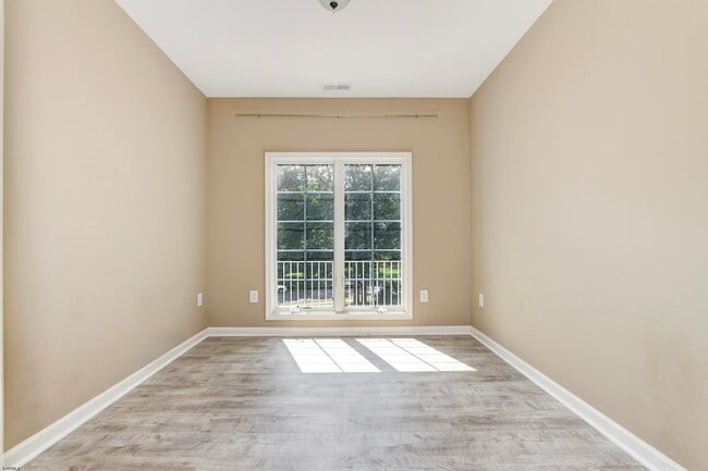 Building Photo - 113 Lighthouse Ln