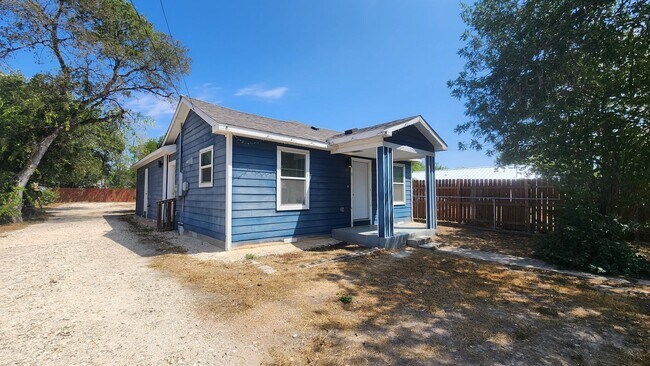 Building Photo - PALO ALTO HEIGHTS- 3bedroom 2 bath Home