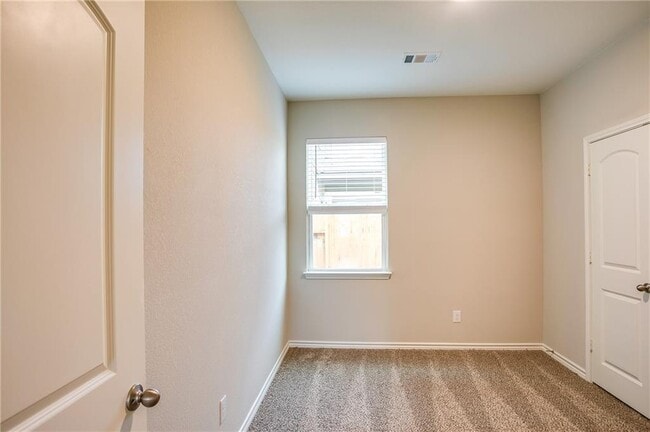 Building Photo - 104 Mount Vernon Way