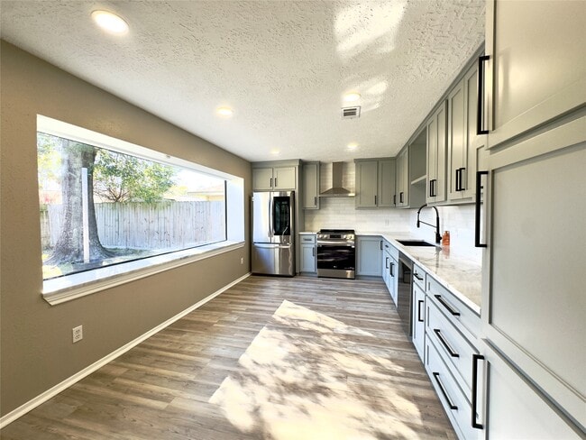 Building Photo - 3519 Acorn Way Ln