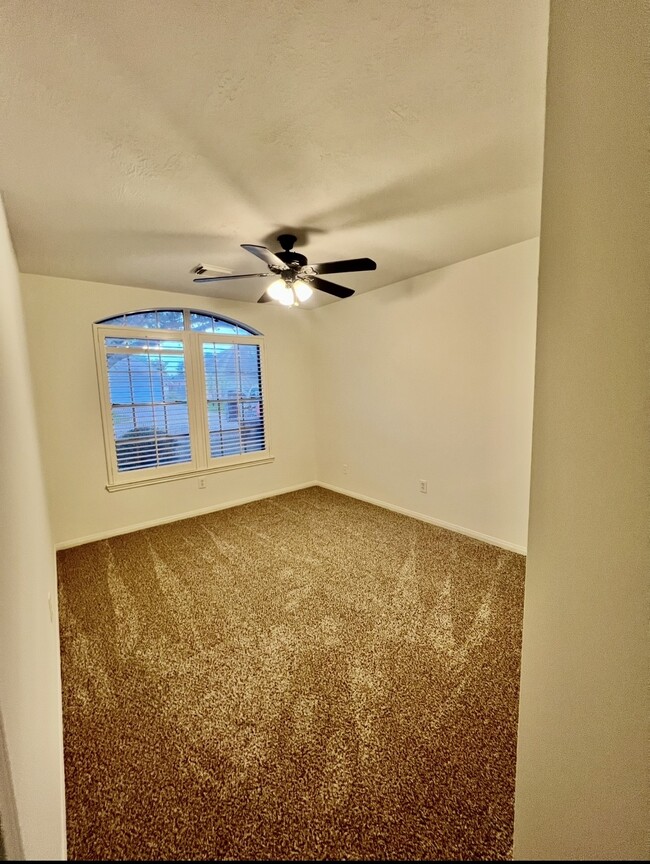 Building Photo - 6010 Forest Plaza Ct