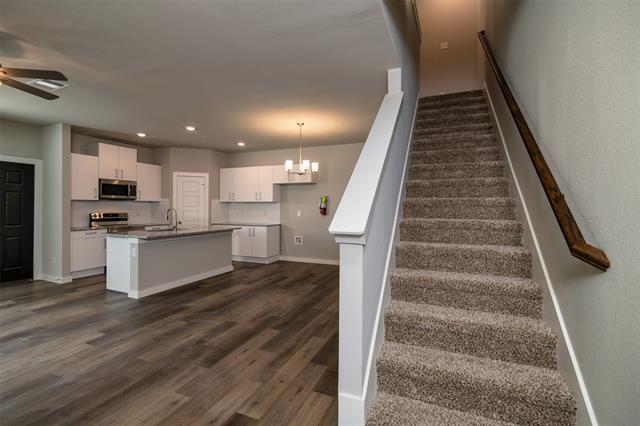 Building Photo - 729 Harvest Moon Dr