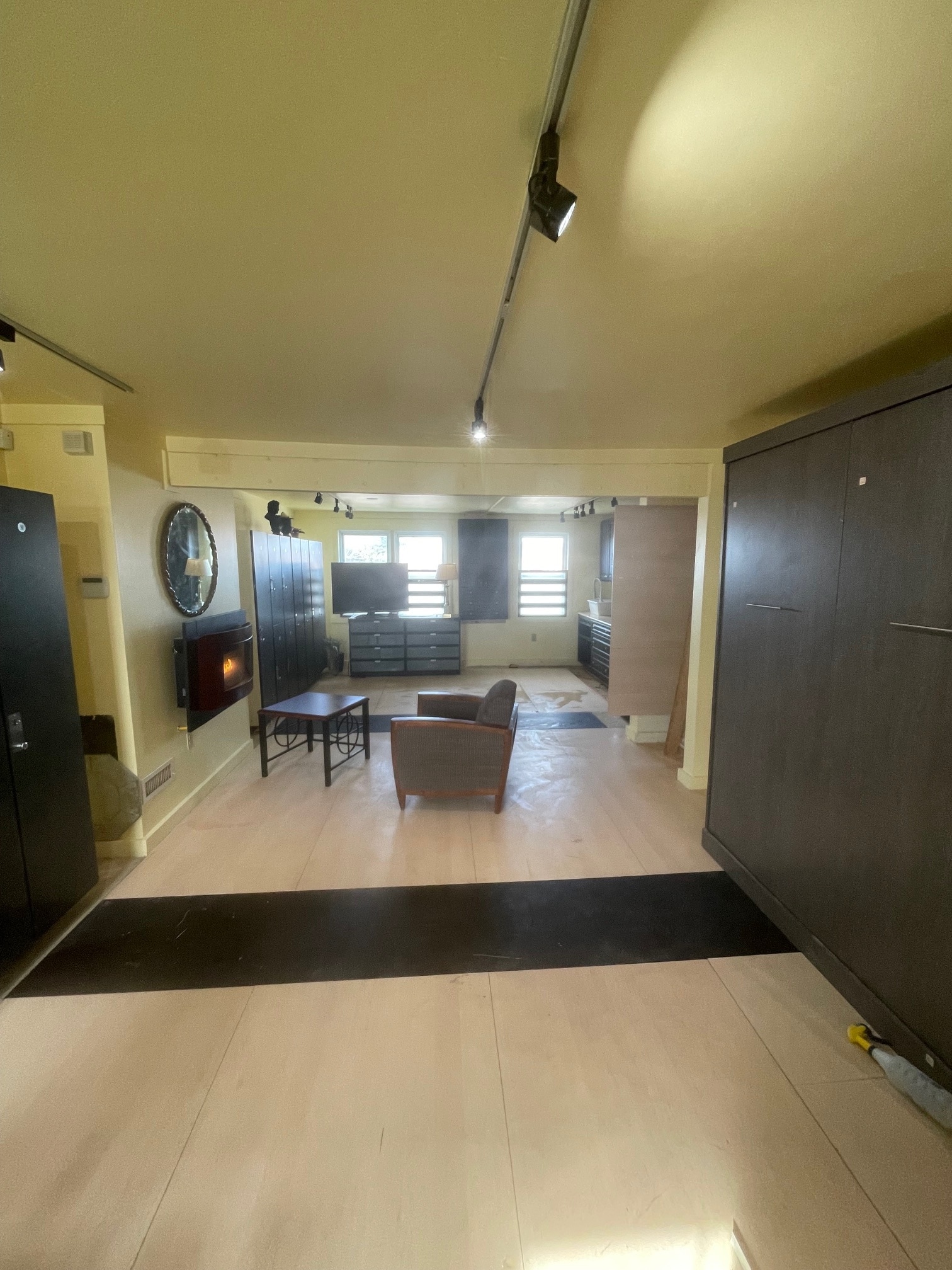 Building Photo - 7006 Eastern Ave