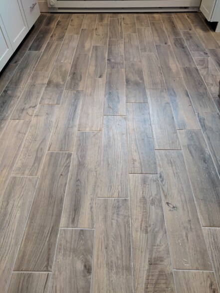 Building Photo - 72 William St