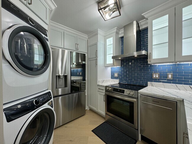 Building Photo - Direct Indoor Access to Ballston Metro with this Luxury 1 Bedroom 1 Bath Condo in Beautiful Alta ...