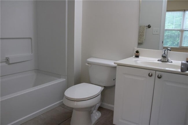 Building Photo - 2059 Liberty Ct NW