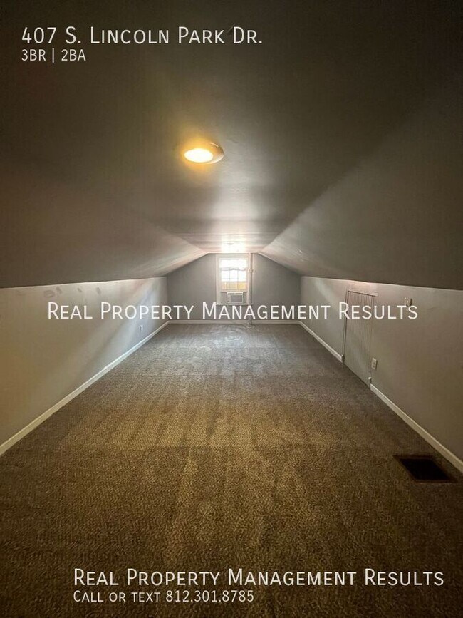 Building Photo - 407 S Lincoln Park Dr