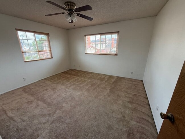 Building Photo - ***READY FOR IMMEDIATE OCCUPANCY*** 3BD/2.5BA HOME IN ARTESIA***