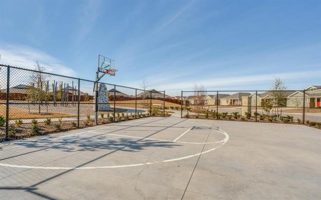 Building Photo - 718 Trestle Dr