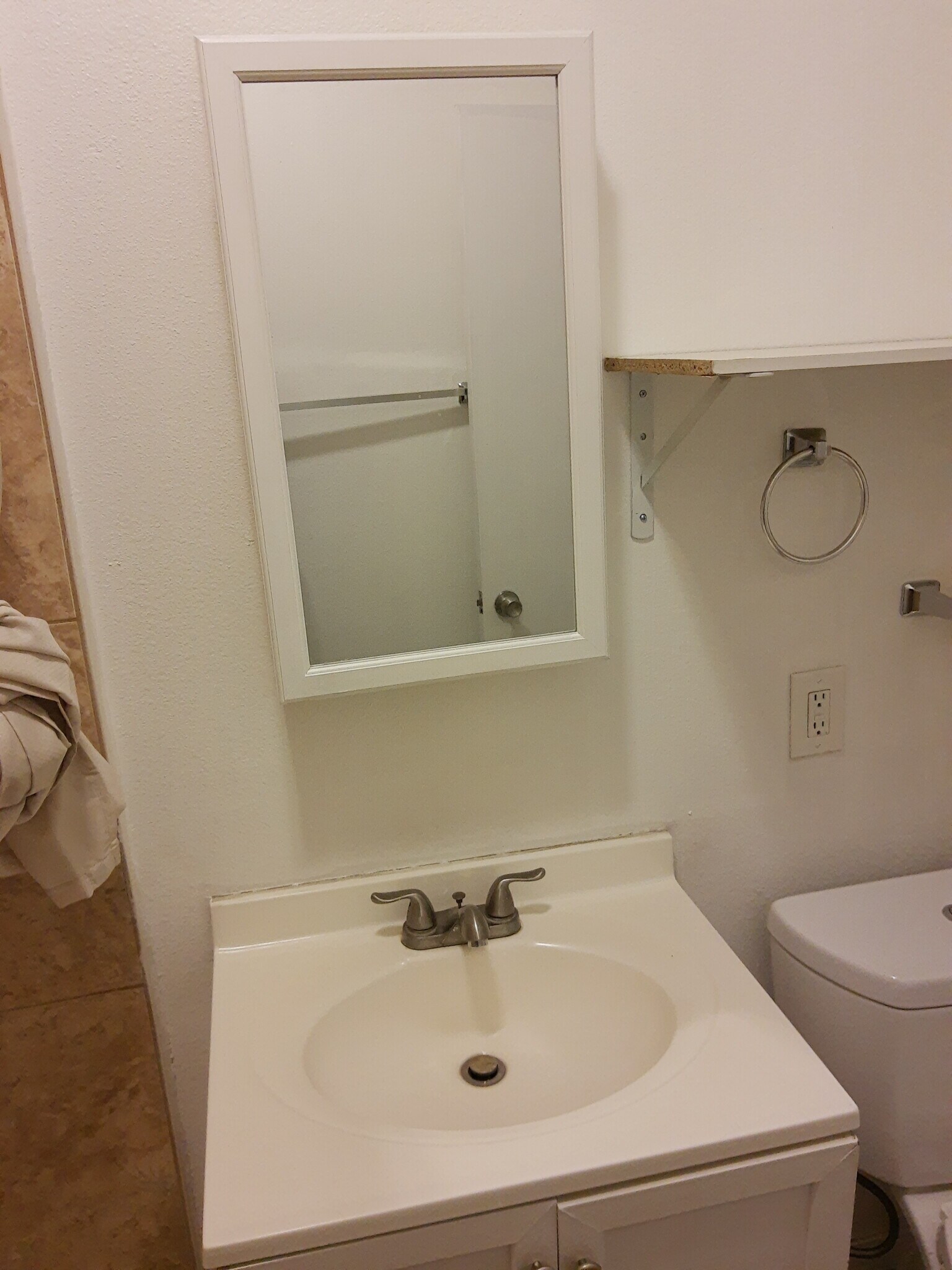 Building Photo - 941 E 52nd Pl