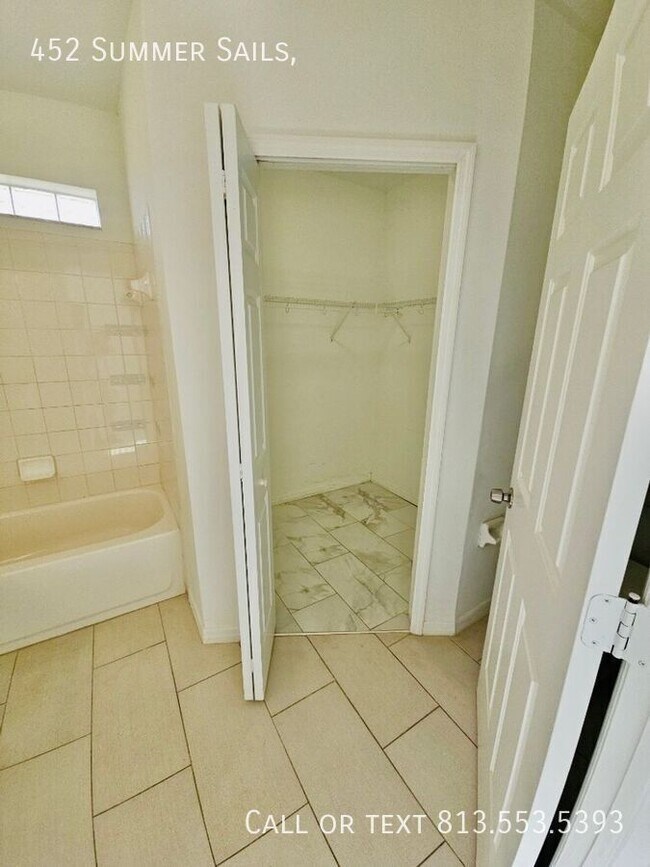 Building Photo - 452 Summer Sails Dr