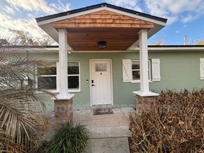 Building Photo - 14046 Aldridge Rd N