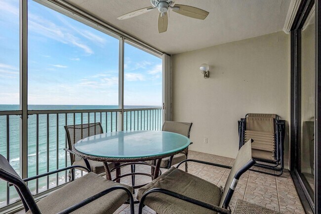 Building Photo - 840 Ocean Dr