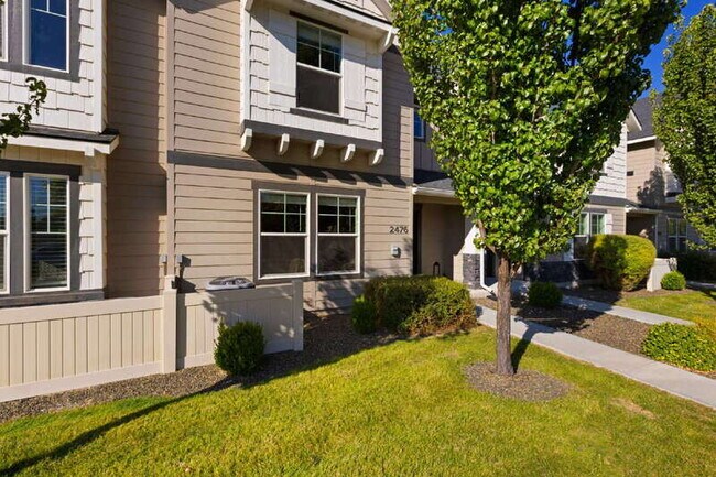 Building Photo - 2476 E Blue Tick St