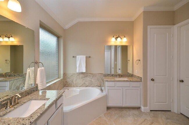 Building Photo - 14627 Bella Meadow Ct