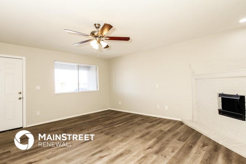Building Photo - 5501 N 68th Ave