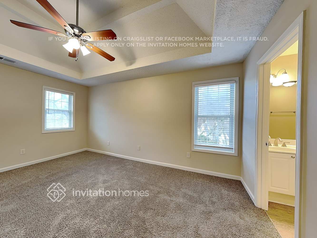 Building Photo - 4017 St George Walk SW