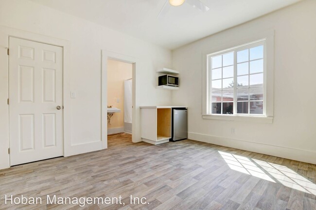 Building Photo - 148 W San Ysidro Blvd