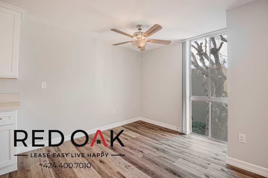 Building Photo - 15101 Magnolia Blvd