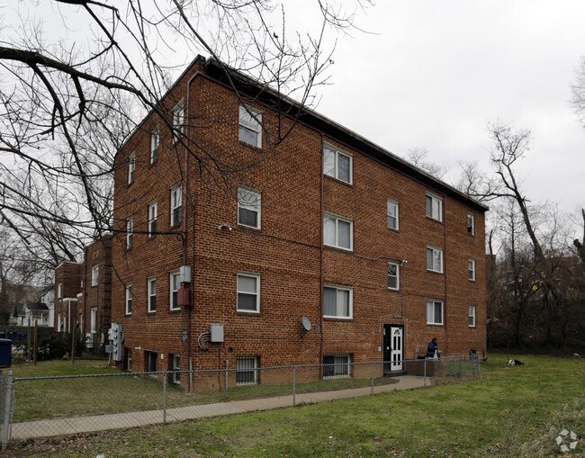 Primary Photo - 217 Valley Ave SE