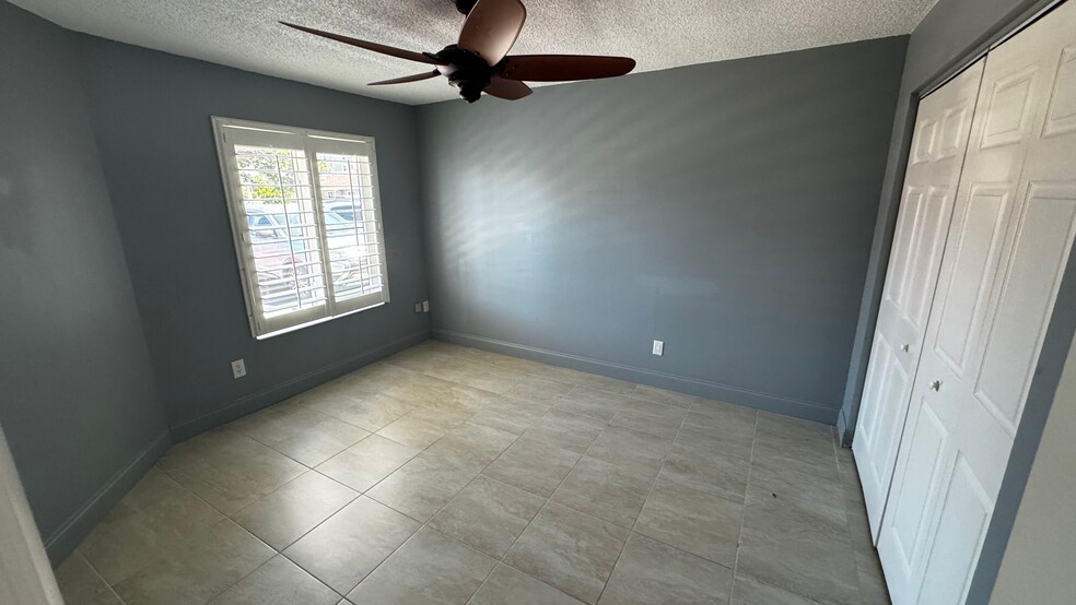 Front guest room - 163 Breezeway Ct