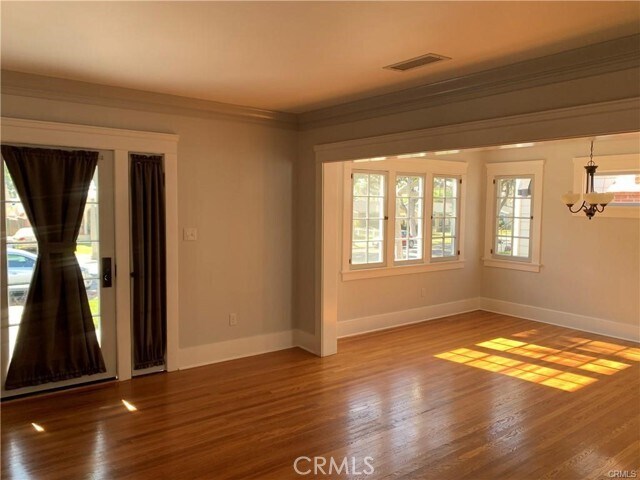 Building Photo - 415 W Malvern Ave