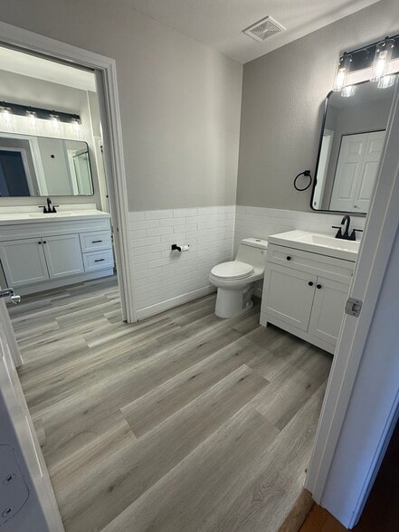 Renovated Bathroom - 59 E Agate Ave