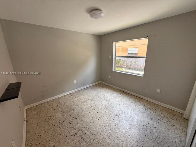 Building Photo - 3045 NW 21st Ct