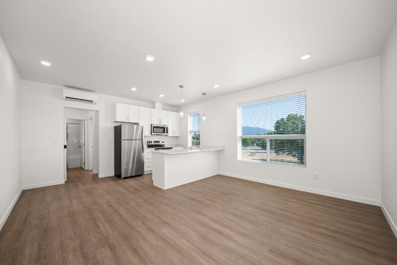 Building Photo - 19010 E Alki Ave