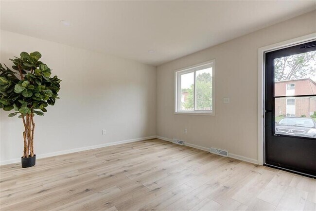 Building Photo - 9923 W 52nd St