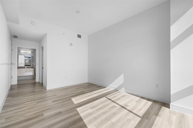 Building Photo - 101 Diplomat Pkwy