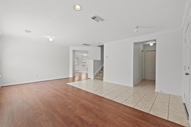 Building Photo - 3031 Lexington Lake Dr