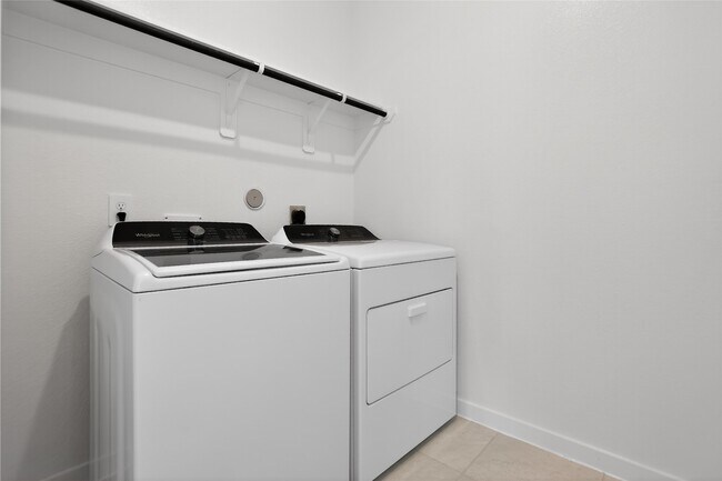 Building Photo - 422 Gram Hl Dr