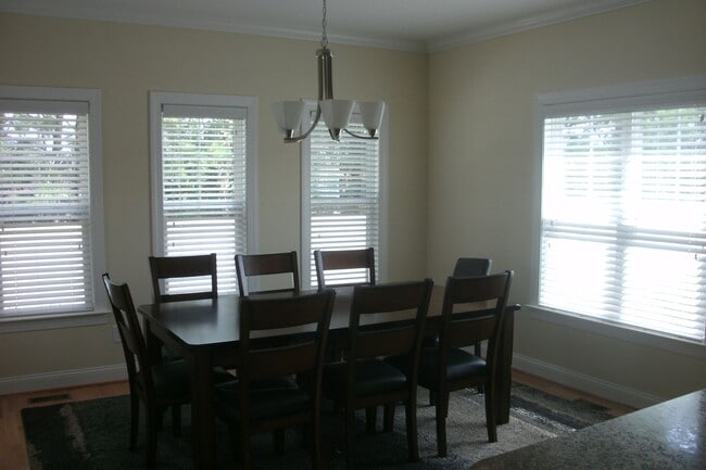 Building Photo - 3809 Savannah Way