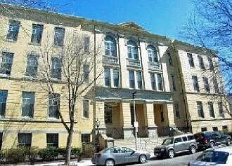 Building Photo - 350 W 4th St