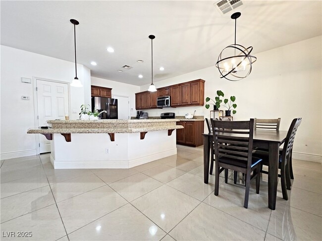 Building Photo - 125 Short Ruff Way
