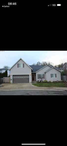 Building Photo - 2345 NW Kelsay Ct