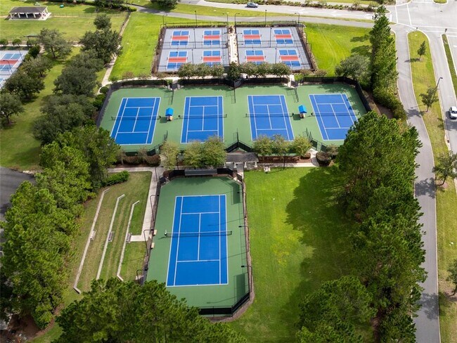 Building Photo - 6176 SW 93rd Ave