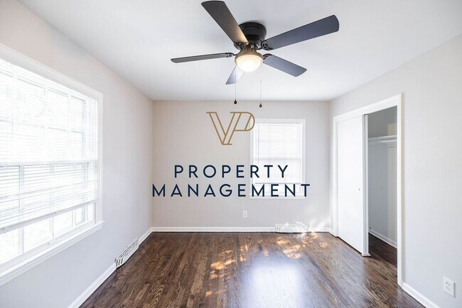 Building Photo - 6643-6645 Floyd St