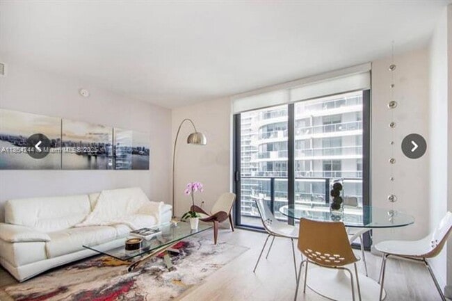 Building Photo - 55 SW 9th St