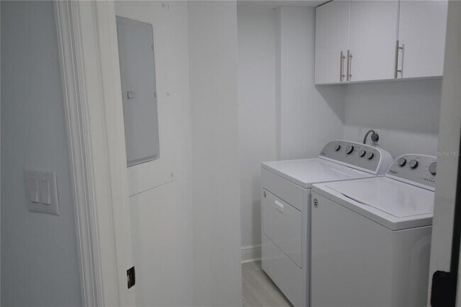Building Photo - 1651 Sand Key Estates Ct