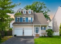 Building Photo - 10 Marco Polo Ct