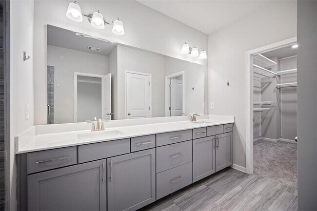 Building Photo - 1505 Slopeside Loop SE