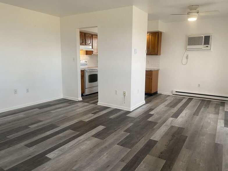 Building Photo - 848 N 16th St