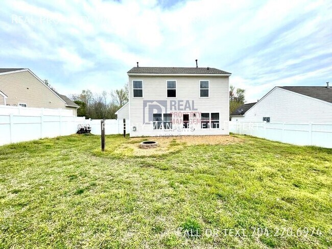 Building Photo - 198 Mott Rd