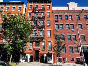 Building Photo - 405 East 12th Street