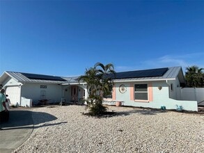 Building Photo - 6108 11th Ave W