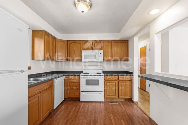 Building Photo - Charming 4-Bedroom Home – Where Comfort Meets Style