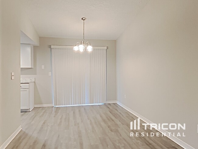 Building Photo - 707 Climate Dr